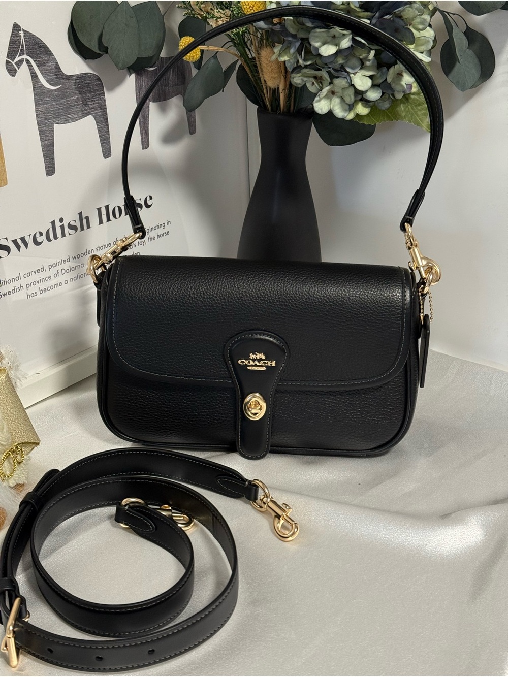 Coach Hadley Shoulder Bag In Black CY683